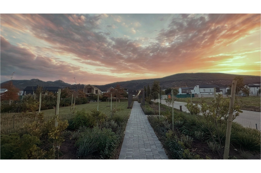 To Let 3 Bedroom Property for Rent in Lemoenkloof Western Cape